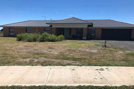 33 Parrot Dr, Whittlesea, VIC 3757