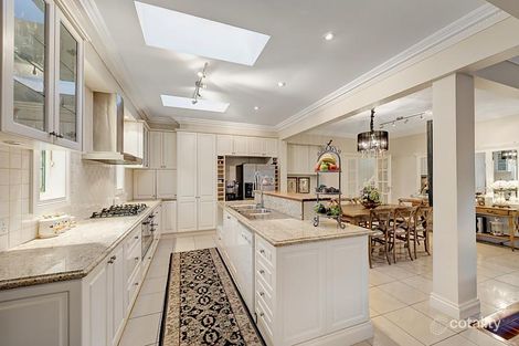 Property photo of 10 Walerna Road Glen Iris VIC 3146