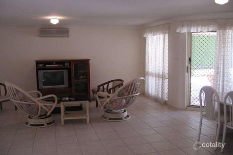 Property photo of 1 Robinia Avenue Fairfield East NSW 2165