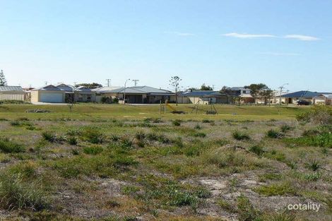 18 Pinetree Cct, Jurien Bay, WA 6516