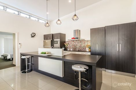 Property photo of 2/617-619 Logan Road Greenslopes QLD 4120