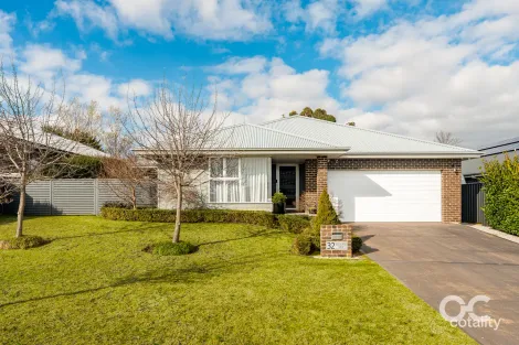 32 Buckland Dr, Orange, NSW 2800