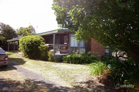 Property photo of 4 Panorama Drive San Remo VIC 3925