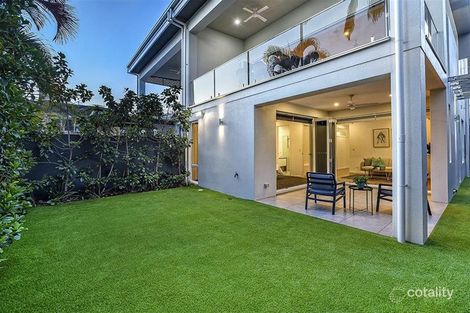 Property photo of 1/28 Blondell Avenue Surfers Paradise QLD 4217