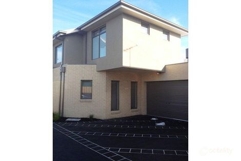 2/15 Bamburgh St, Jacana, VIC 3047