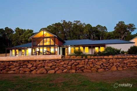 Property photo of 8 Vincent Lookout Bedfordale WA 6112