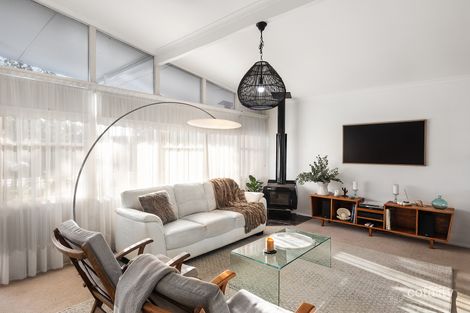 Property photo of 4 Brooke Avenue Killarney Vale NSW 2261