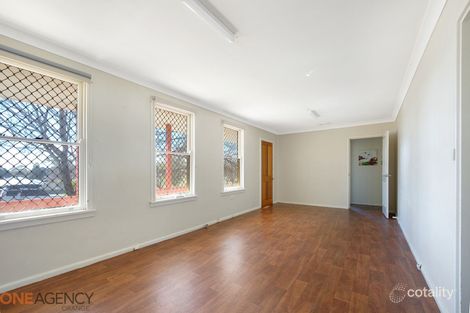 Property photo of 18 Garema Road Orange NSW 2800