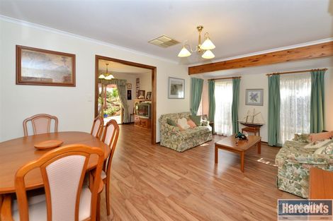 Property photo of 32 Moorfield Mews Aberfoyle Park SA 5159