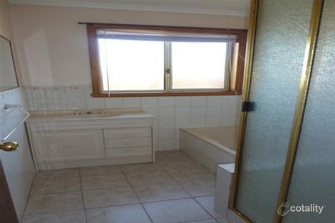 2/5 Lightwood Dr, Wodonga, VIC 3690