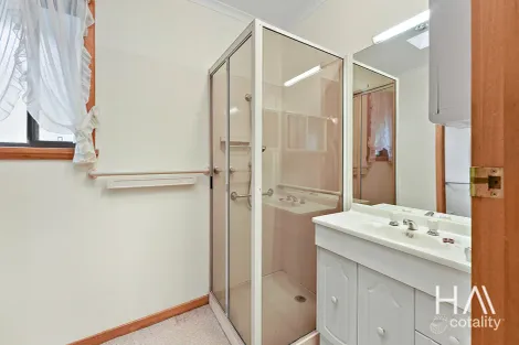 Property photo of 4 Emily Close Riverside TAS 7250