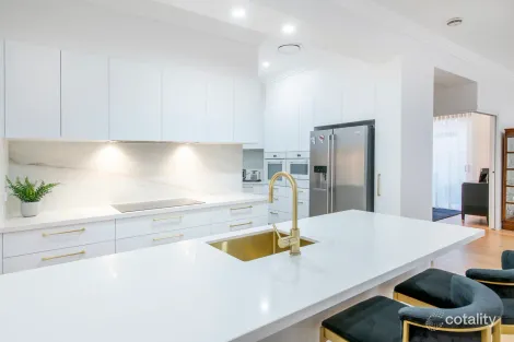 Property photo of 1097 Beechwood Drive Hope Island QLD 4212