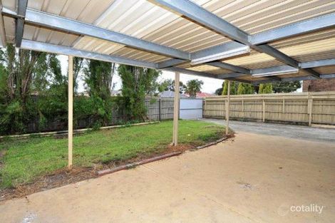 Property photo of 2 Balmoral Close Kings Park VIC 3021