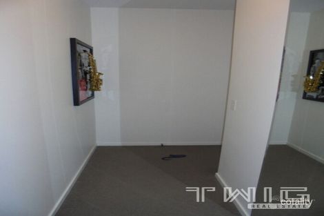 Property photo of 2913/350 William Street Melbourne VIC 3000