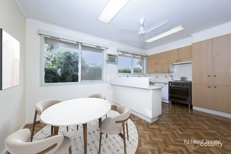 Property photo of 21 Garwain Parade Glen Waverley VIC 3150