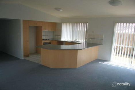 Property photo of 18 Lamberth Road East Heritage Park QLD 4118