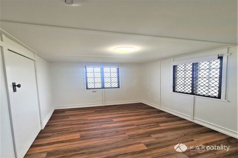 Property photo of 1 Jordan Street Ebbw Vale QLD 4304