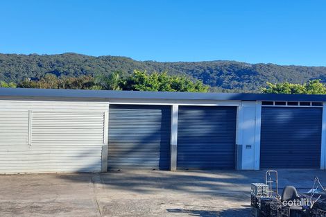 32 Young St, West Gosford, NSW 2250