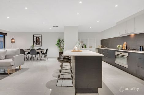 Property photo of 4 Merrica Court Craigieburn VIC 3064