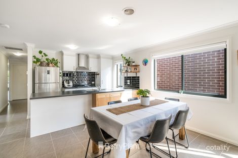 Property photo of 27 Shearwater Drive Armstrong Creek VIC 3217