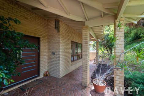 Property photo of 19 Breadsall Close Carine WA 6020