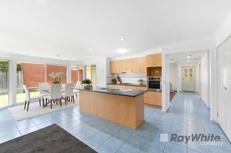 Property photo of 16 Ganaway Drive Berwick VIC 3806