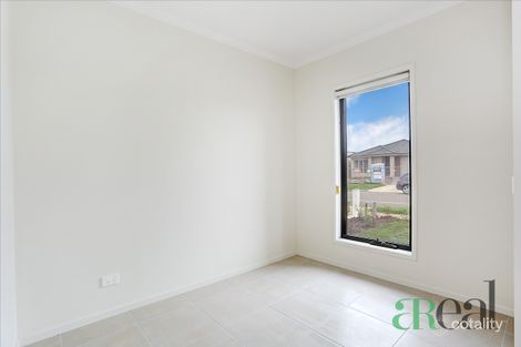 Property photo of 61 Tindale Boulevard Werribee VIC 3030