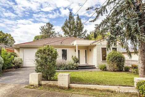 16 Eastfield Rd, Ringwood East, VIC 3135