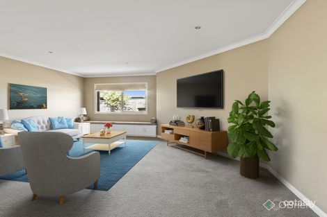Property photo of 76 Gatehouse Drive Eastwood VIC 3875