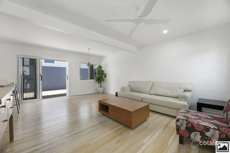 2/39 Albatross Ave, Mermaid Beach, QLD 4218