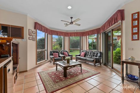 Property photo of 1 Confait Court Berwick VIC 3806