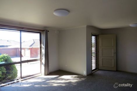 Property photo of 2/416 Forest Street Wendouree VIC 3355