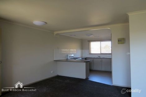Property photo of 2/416 Forest Street Wendouree VIC 3355