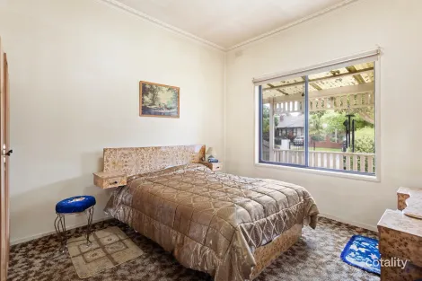 Property photo of 38 Tamar Grove Oakleigh VIC 3166