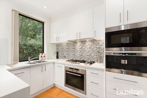 Property photo of 2A Summerhill Road Beaumaris VIC 3193