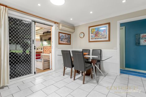 Property photo of 7 Olivia Close Rosemeadow NSW 2560