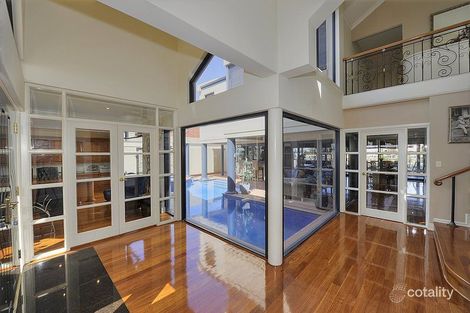 Property photo of 30 Santavea Mews Halls Head WA 6210