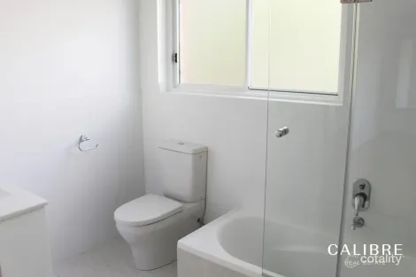 Property photo of 4/62 Hebe Street Bardon QLD 4065