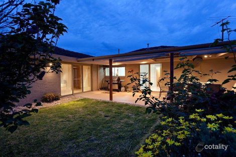 Property photo of 8 Balaka Avenue Aspendale VIC 3195
