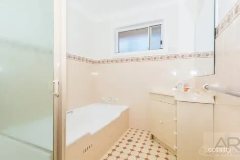 Property photo of 151 Reddall Parade Lake Illawarra NSW 2528