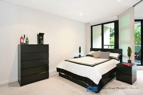 Property photo of 404E/26 Point Street Pyrmont NSW 2009
