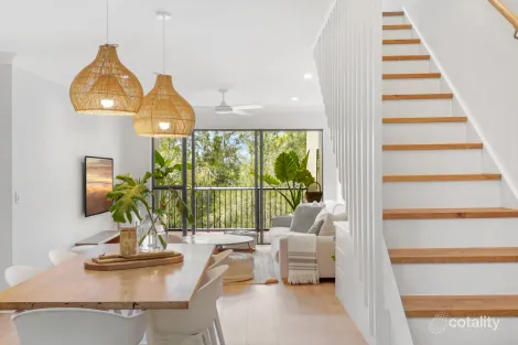 E36/1 Great Hall Dr, Miami, QLD 4220