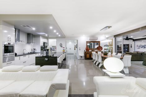 Property photo of 28 Verdant Avenue Sandhurst VIC 3977