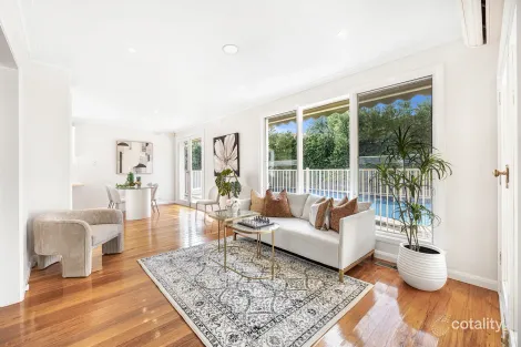 Property photo of 45 Singleton Road Balwyn North VIC 3104