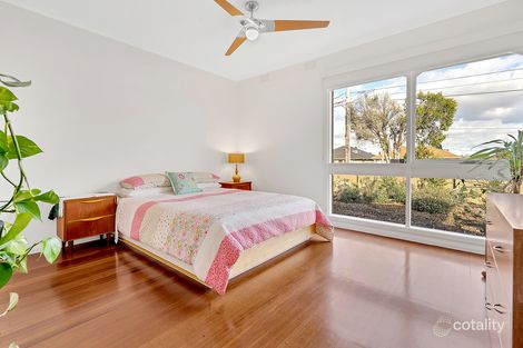 Property photo of 76 Hughes Parade Reservoir VIC 3073