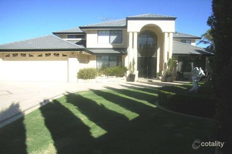 15 Kimbe Ct, Mindarie, WA 6030