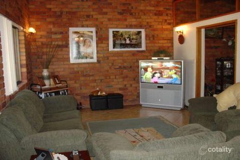 Property photo of 9 Thomas Court Cashmere QLD 4500