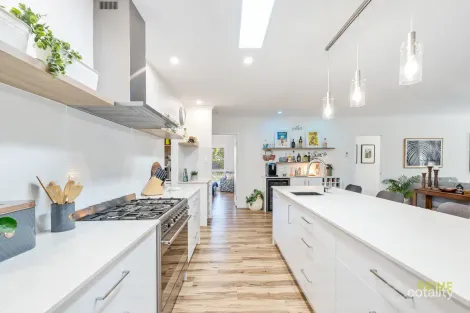 Property photo of 5 Paperbark Way Urangan QLD 4655