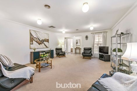 Property photo of 38 Albert Place Dingley Village VIC 3172