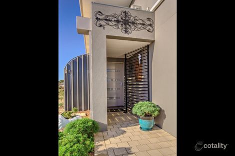Property photo of 9/2 Long Beach Rise Port Kennedy WA 6172